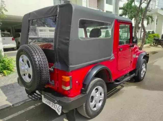 Mahindra Thar CRDe 4x4 AC 2018