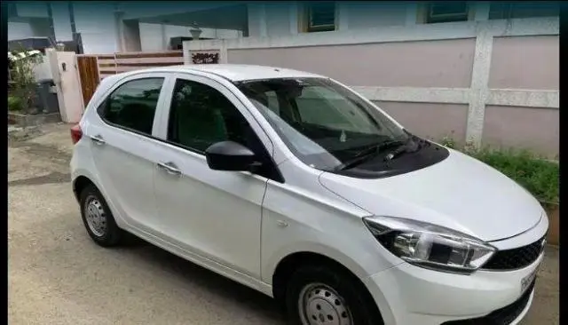 Tata Tiago Revotron XM 2019