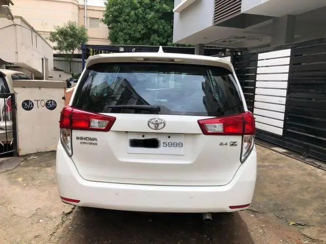 Toyota Innova Crysta 2.4 ZX 7 STR 2017