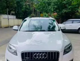 Audi Q7 3.0 TDI quattro Technology Pack 2013