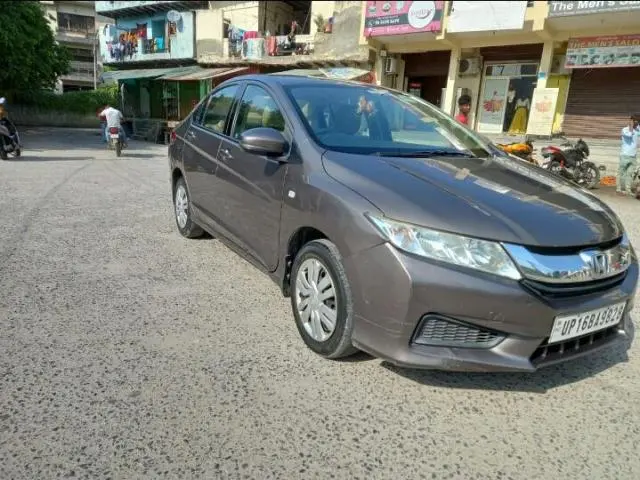 Honda City 1.5 V MT 2015