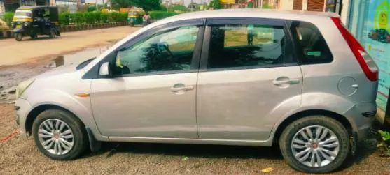 Ford Figo 1.4 TDCI TITANIUM 2013