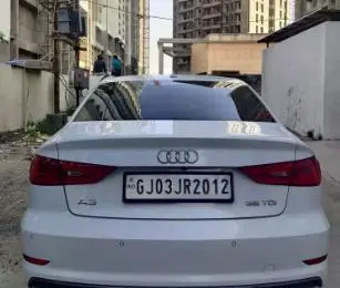 Audi A3 35 TDI PREMIUM + SUNROOF 2017