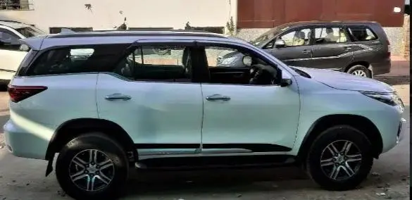 Toyota Fortuner 2.8 4x2 MT 2018