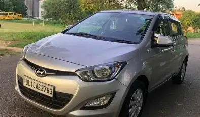 Hyundai i20 Sportz 1.4 CRDi 2012