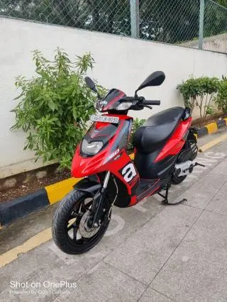 Aprilia SR 160 BS6 2020