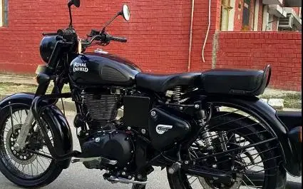 Royal Enfield Classic Stealth Black 500cc 2018