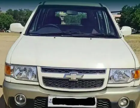 Chevrolet Tavera NEO 3 LT 9 STR BS IV 2015