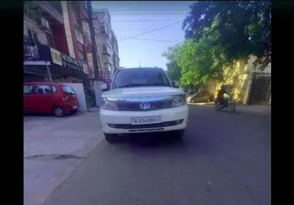 Tata Safari Storme EX 2014
