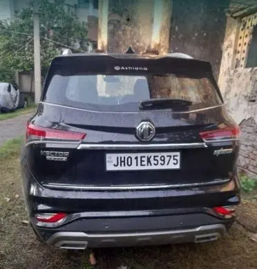 MG Hector Plus Sharp Hybrid 1.5 Petrol 2021