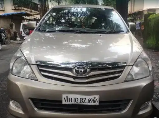 Toyota Innova 2.5 G 2010