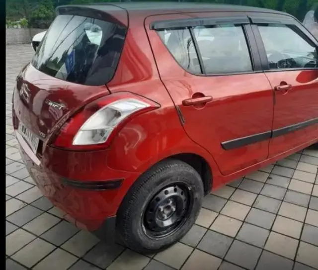 Maruti Suzuki Swift VXi (O) 2013