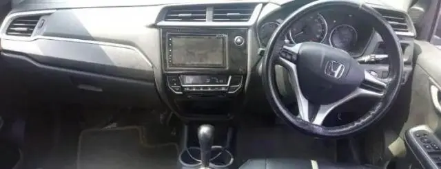 Honda BR-V V CVT Petrol 2016