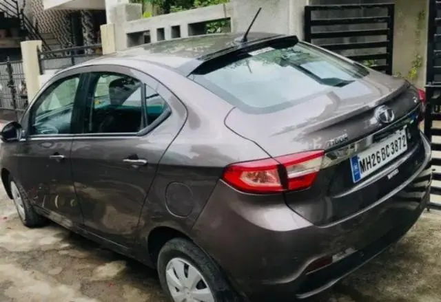 Tata Tigor Revotorq XT 2018