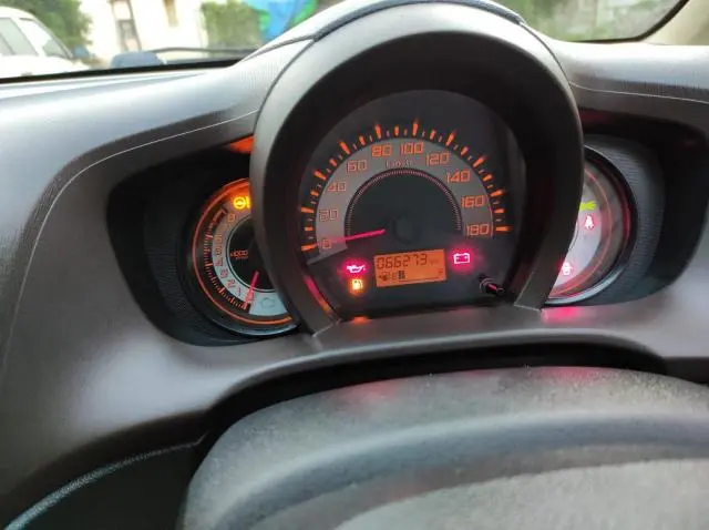 Honda Brio V MT 2012