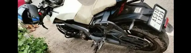 Bajaj Dominar 400 ABS 2017