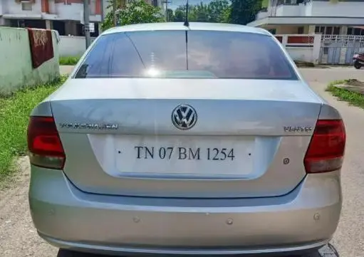 Volkswagen Vento Comfortline Petrol 2011