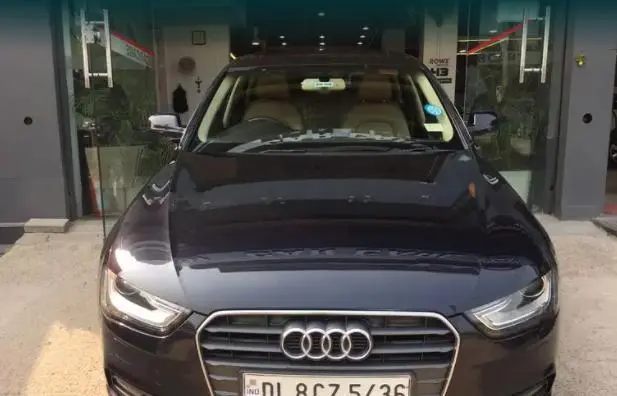 Audi A4 2.0 TDI Premium 2013