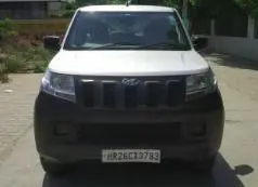Mahindra TUV300 T4 2016