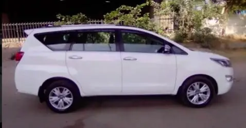 Toyota Innova Crysta 2.4 ZX 7 STR 2017