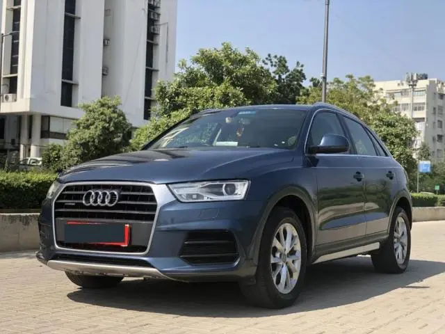 Audi Q3 35 TDI Premium + Sunroof 2016