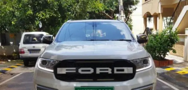 Ford Endeavour Titanium 2.2 4x2 AT 2018