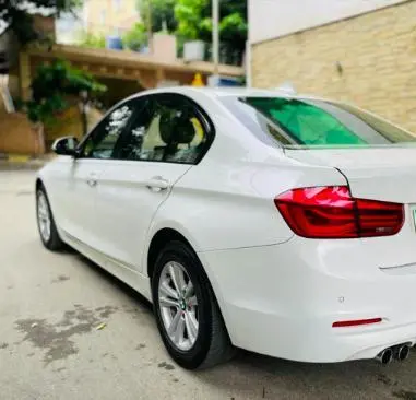 BMW 3 Series 320d 2017