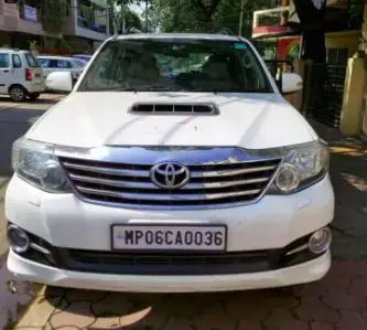 Toyota Fortuner 3.0 4x2 MT 2016