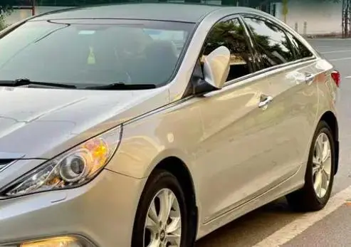 Hyundai Sonata 2.4 GDi MT 2013