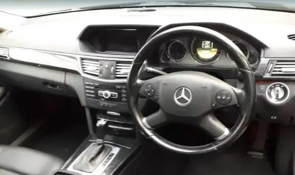 Mercedes-Benz E-Class E250 CDI Blue Efficiency 2012