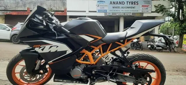 KTM RC 200cc 2015