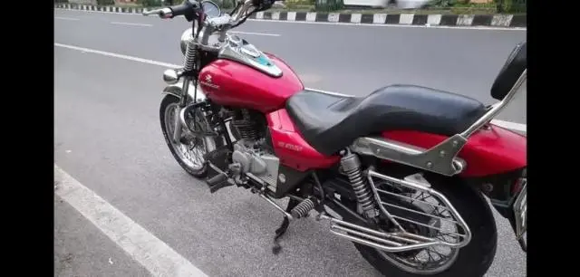 Bajaj Avenger 220cc 2011