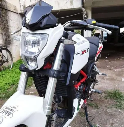 Benelli TNT 600i 2016