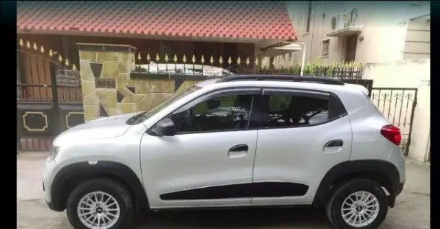 Renault KWID 1.0 RXT 2016