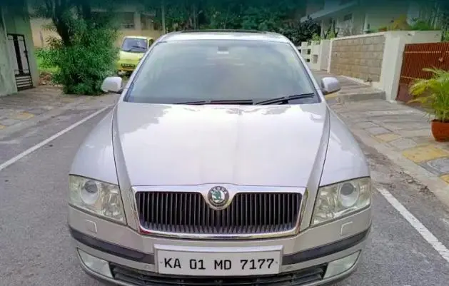 Skoda Laura LK 1.9 PD AT 2007