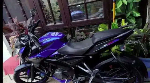 Bajaj Pulsar NS160 2018