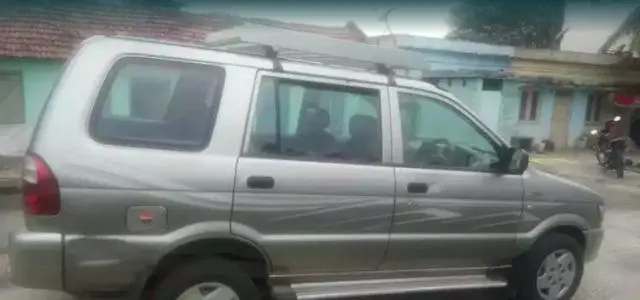 Chevrolet Tavera NEO LT L 9 STR BS III 2009