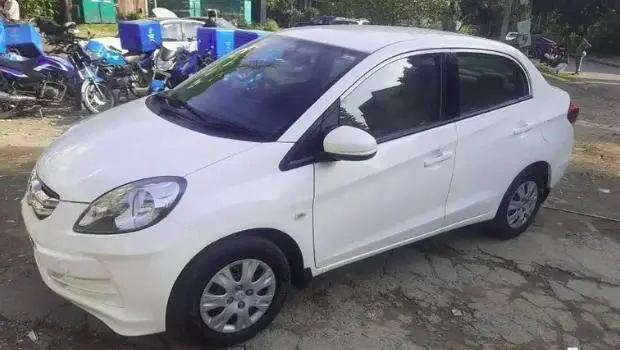 Honda Amaze 1.2 S i-VTEC 2015