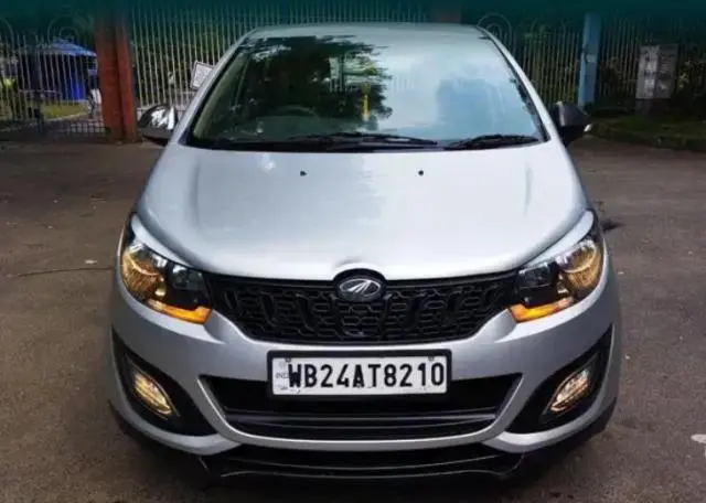 Mahindra Marazzo M2 8 STR 2019