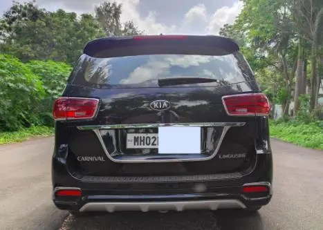 Kia Carnival Limousine 7 STR 2020