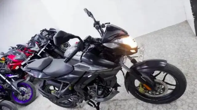 Bajaj Pulsar NS160 Rear Disc ABS 2020