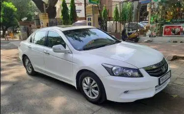 Honda Accord 2.4 VTI L AT 2013