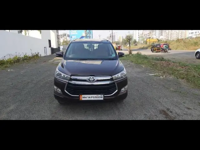 Toyota Innova Crysta 2.4 VX 8 STR 2016