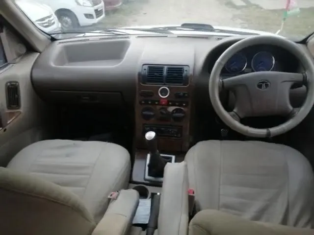 Tata Safari 4x2 EX DICOR BS-IV 2014