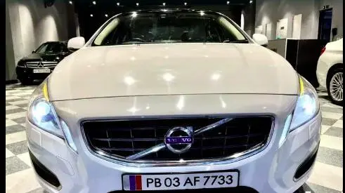 Volvo S60 Kinetic D4 2014