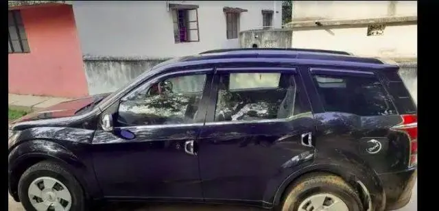 Mahindra XUV500 W6 4X2 2014