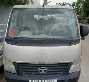 Tata Venture EX 7 STR 2012