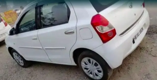 Toyota Etios Liva GD 2013