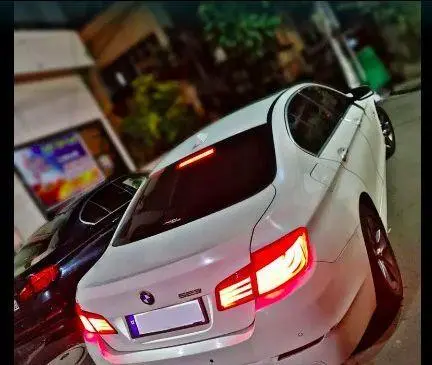 BMW 5 Series 523I 2011