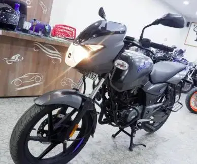 Bajaj Pulsar 125cc Disc BS6 2020